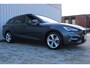 SEAT Leon Sportstourer 1.0 eTSI FR Business | Incl. 12 maanden garantie | Cruise control | Climate control | Uitklapbare trekhaak | Lane assist | DAB radio | Navigatie | 100% dealer onderhouden |