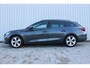 SEAT Leon Sportstourer 1.0 eTSI FR Business | Incl. 12 maanden garantie | Cruise control | Climate control | Uitklapbare trekhaak | Lane assist | DAB radio | Navigatie | 100% dealer onderhouden |