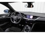 Opel Insignia Sports Tourer 1.5 CDTI Ultimate | Incl. 12 maanden garantie | Cruise control | Climate control | Wegklapbare trekhaak | Apple CarPlay | Navigatie | Stuurverwarming | Leer/alcantara | Bose audio | Verkeersbord herkening |