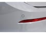 Volkswagen Golf 1.5 eHybrid GTE | Panorama dak | Stoel/Stuur verwarming | 360° Camera | Schuif/Kantel dak | Adaptive cruise controler | Keyless start | Apple CarPlay/Android Auto | IQ.Lights | Climate controle | Parkeersensoren | Navigatie |