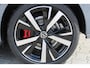 Volkswagen Golf 1.5 eHybrid GTE | Panorama dak | Stoel/Stuur verwarming | 360° Camera | Schuif/Kantel dak | Adaptive cruise controler | Keyless start | Apple CarPlay/Android Auto | IQ.Lights | Climate controle | Parkeersensoren | Navigatie |