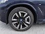 BMW iX3 Executive 80 kWh met Pano | Incl. 12 maanden garantie | SOH 100% | Adaptieve cruise | Elektrische stoelen met geheugen | Stoelverwarming | Navigatie | Rijstrook sensor | Schuif/Kantel dak | Apple Carplay/Android Auto | Parkeersensoren | Parkeer camera |