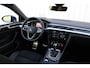 Volkswagen Arteon Shooting Brake 1.4 TSI eHybrid R-Line Business+ | Incl. 12 maanden garantie | SOH 92% | Stoel/stuurverwarming | Uitklapbare trekhaak | Schuif/kantel dak | Adaptieve cruise control | Apple carplay/Android auto | Head-up display |