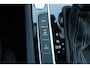 Volkswagen Arteon Shooting Brake 1.4 TSI eHybrid R-Line Business+ | Incl. 12 maanden garantie | SOH 92% | Stoel/stuurverwarming | Uitklapbare trekhaak | Schuif/kantel dak | Adaptieve cruise control | Apple carplay/Android auto | Head-up display |