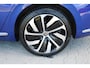 Volkswagen Arteon Shooting Brake 1.4 TSI eHybrid R-Line Business+ | Incl. 12 maanden garantie | SOH 92% | Stoel/stuurverwarming | Uitklapbare trekhaak | Schuif/kantel dak | Adaptieve cruise control | Apple carplay/Android auto | Head-up display |