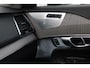 Volvo XC90 2.0 B5 AWD Inscription Intro Edition | Incl. 12 maanden garantie | 7 persoons | Adaptieve cruise control | Pilot assist | Bowers & Wilkins audio | Head-up display | Stoelverwarming/ventilatie | Stuurverwarming | Schuif/kantel dak | Trekhaak |