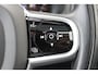 Volvo XC90 2.0 B5 AWD Inscription Intro Edition | Incl. 12 maanden garantie | 7 persoons | Adaptieve cruise control | Pilot assist | Bowers & Wilkins audio | Head-up display | Stoelverwarming/ventilatie | Stuurverwarming | Schuif/kantel dak | Trekhaak |