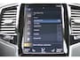 Volvo XC90 2.0 B5 AWD Inscription Intro Edition | Incl. 12 maanden garantie | 7 persoons | Adaptieve cruise control | Pilot assist | Bowers & Wilkins audio | Head-up display | Stoelverwarming/ventilatie | Stuurverwarming | Schuif/kantel dak | Trekhaak |