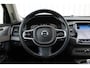 Volvo XC90 2.0 B5 AWD Inscription Intro Edition | Incl. 12 maanden garantie | 7 persoons | Adaptieve cruise control | Pilot assist | Bowers & Wilkins audio | Head-up display | Stoelverwarming/ventilatie | Stuurverwarming | Schuif/kantel dak | Trekhaak |