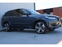 Volvo XC90 2.0 T8 Recharge AWD Ultra Dark | Incl. 12 maanden garantie | SOH 100% | 7 persoons | Panorama dak | Massage stoelen | Stoel & Stuur verwarming | Stoelventilatie | Memory seats | Stoelverwarming achter | 360° Camera | Elektrische kofferklep | Bower & Wilkins | Head-Up display | Keyless entry/start | Standkachel | Apple CarPlay/Android Auto |