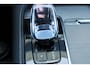 Volvo XC90 2.0 T8 Recharge AWD Ultra Dark | Incl. 12 maanden garantie | SOH 100% | 7 persoons | Panorama dak | Massage stoelen | Stoel & Stuur verwarming | Stoelventilatie | Memory seats | Stoelverwarming achter | 360° Camera | Elektrische kofferklep | Bower & Wilkins | Head-Up display | Keyless entry/start | Standkachel | Apple CarPlay/Android Auto |