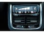 Volvo XC90 2.0 T8 Recharge AWD Ultra Dark | Incl. 12 maanden garantie | SOH 100% | 7 persoons | Panorama dak | Massage stoelen | Stoel & Stuur verwarming | Stoelventilatie | Memory seats | Stoelverwarming achter | 360° Camera | Elektrische kofferklep | Bower & Wilkins | Head-Up display | Keyless entry/start | Standkachel | Apple CarPlay/Android Auto |