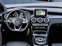 Mercedes-Benz C-klasse Estate 180 Business Solution AMG | Incl. 12 maanden garantie | Lederen sportstoelen | Cruise control | Climate control | Trekhaak | Zwarte hemel | LED Koplampen | 18" LM | Elektrische achterklep | Achteruitrijcamera | Dodehoek detectie |