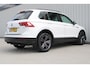 Volkswagen Tiguan 1.4 TSI ACT Connected Series | Incl. 12 maanden garantie | Cruise control | Climate control | Wegklapbare trekhaak | Stoelverwarming | Navigatie | Lane assist |