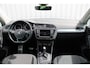 Volkswagen Tiguan 1.4 TSI ACT Connected Series | Incl. 12 maanden garantie | Cruise control | Climate control | Wegklapbare trekhaak | Stoelverwarming | Navigatie | Lane assist |