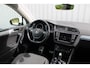 Volkswagen Tiguan 1.4 TSI ACT Connected Series | Incl. 12 maanden garantie | Cruise control | Climate control | Wegklapbare trekhaak | Stoelverwarming | Navigatie | Lane assist |