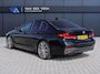 BMW 5-Serie 545e xDrive M-sport black edition | Incl. 12 maanden garantie Assisted driving | Head-up display | 6 cilinder! | Apple carplay/Android auto | Stoelverwarming | Parkeercamera | Harman/Kardon |