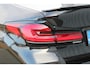 BMW 5-Serie 545e xDrive M-sport black edition | Incl. 12 maanden garantie Assisted driving | Head-up display | 6 cilinder! | Apple carplay/Android auto | Stoelverwarming | Parkeercamera | Harman/Kardon |