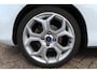 Ford B-Max 1.0 EcoBoost Titanium Bij ons bedrijf in onderhoud geweest distributie vervangen