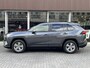 Toyota RAV4 Hybrid 220 AWD Dynamic | Stoelverwarming, Groot scherm, Parkeersensoren, Licht + Regensensor, 1650KG Trekgewicht