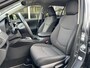 Toyota RAV4 Hybrid 220 AWD Dynamic | Stoelverwarming, Groot scherm, Parkeersensoren, Licht + Regensensor, 1650KG Trekgewicht
