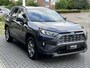 Toyota RAV4 Hybrid 220 AWD Dynamic | Stoelverwarming, Groot scherm, Parkeersensoren, Licht + Regensensor, 1650KG Trekgewicht