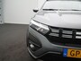 Dacia Jogger 1.6 Hybrid 140 Expression 7p. - All Season banden - Stoelverwarming -