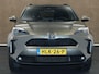 Toyota Yaris Cross 1.5 Hybrid 115 First Edition - ORIGINEEL NEDERLANDSE AUTO - TREKHAAK 750KG GEREMD TREKGEWICHT - PARKEERSENSOREN VOOR EN ACHTER - STUUR EN STOEL VERWARMING - DODEHOEK DETECTIE - KEYLESS ENRTY & START