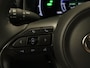 Toyota Yaris Cross 1.5 Hybrid 115 First Edition - ORIGINEEL NEDERLANDSE AUTO - TREKHAAK 750KG GEREMD TREKGEWICHT - PARKEERSENSOREN VOOR EN ACHTER - STUUR EN STOEL VERWARMING - DODEHOEK DETECTIE - KEYLESS ENRTY & START