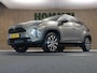Toyota Yaris Cross 1.5 Hybrid 115 First Edition - ORIGINEEL NEDERLANDSE AUTO - TREKHAAK 750KG GEREMD TREKGEWICHT - PARKEERSENSOREN VOOR EN ACHTER - STUUR EN STOEL VERWARMING - DODEHOEK DETECTIE - KEYLESS ENRTY & START