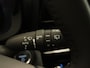 Toyota Yaris Cross 1.5 Hybrid 115 First Edition - ORIGINEEL NEDERLANDSE AUTO - TREKHAAK 750KG GEREMD TREKGEWICHT - PARKEERSENSOREN VOOR EN ACHTER - STUUR EN STOEL VERWARMING - DODEHOEK DETECTIE - KEYLESS ENRTY & START
