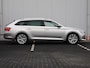 Skoda Superb Combi 1.4 TSI iV Business Edition Plus 218pk DSG | Dealer onderhouden | LED Matrix | Navigatie | Cruise control | Camera | Elektrische voorstoelen | Side Assist |