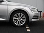 Skoda Superb Combi 1.4 TSI iV Business Edition Plus 218pk DSG | Dealer onderhouden | LED Matrix | Navigatie | Cruise control | Camera | Elektrische voorstoelen | Side Assist |