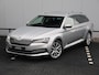 Skoda Superb Combi 1.4 TSI iV Business Edition Plus 218pk DSG | Dealer onderhouden | LED Matrix | Navigatie | Cruise control | Camera | Elektrische voorstoelen | Side Assist |