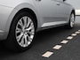 Skoda Superb Combi 1.4 TSI iV Business Edition Plus 218pk DSG | Dealer onderhouden | LED Matrix | Navigatie | Cruise control | Camera | Elektrische voorstoelen | Side Assist |