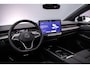 Volkswagen ID.7 Tourer Limited Edition 59 kWh 204pk Automaat, Adaptive cruise control, Achteruitrijcamera, Stoelverwarming, Stuurverwarming, Dodehoeksensoren, Parkeersensoren, App-connect