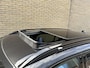 Lynk & Co 01 1.5 PHEV 261pk | Blackline | Zwarte hemel | Rolhoes | 360 camera | Panoramadak | 20 inch velgen | Adaptieve cruise | Navigatie | CarPlay | Keyless | LED | DAB | Infinity | Stoelverwarming | Elektrische achterklep | Volledig dealeronderhouden | Fabrieksgarantie