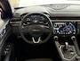 Lynk & Co 01 1.5 PHEV 261pk | Blackline | Zwarte hemel | Rolhoes | 360 camera | Panoramadak | 20 inch velgen | Adaptieve cruise | Navigatie | CarPlay | Keyless | LED | DAB | Infinity | Stoelverwarming | Elektrische achterklep | Volledig dealeronderhouden | Fabrieksgarantie