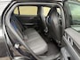 Lynk & Co 01 1.5 PHEV 261pk | Blackline | Zwarte hemel | Rolhoes | 360 camera | Panoramadak | 20 inch velgen | Adaptieve cruise | Navigatie | CarPlay | Keyless | LED | DAB | Infinity | Stoelverwarming | Elektrische achterklep | Volledig dealeronderhouden | Fabrieksgarantie
