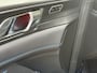 Lynk & Co 01 1.5 PHEV 261pk | Blackline | Zwarte hemel | Rolhoes | 360 camera | Panoramadak | 20 inch velgen | Adaptieve cruise | Navigatie | CarPlay | Keyless | LED | DAB | Infinity | Stoelverwarming | Elektrische achterklep | Volledig dealeronderhouden | Fabrieksgarantie