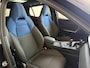 Lynk & Co 01 1.5 PHEV 261pk | Blackline | Zwarte hemel | Rolhoes | 360 camera | Panoramadak | 20 inch velgen | Adaptieve cruise | Navigatie | CarPlay | Keyless | LED | DAB | Infinity | Stoelverwarming | Elektrische achterklep | Volledig dealeronderhouden | Fabrieksgarantie