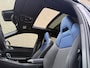 Lynk & Co 01 1.5 PHEV 261pk | Blackline | Zwarte hemel | Rolhoes | 360 camera | Panoramadak | 20 inch velgen | Adaptieve cruise | Navigatie | CarPlay | Keyless | LED | DAB | Infinity | Stoelverwarming | Elektrische achterklep | Volledig dealeronderhouden | Fabrieksgarantie