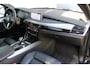 BMW X5 xDrive40d High Executive M-Sport | Panorama dak | Soft close | Head-Up Display | Elektrisch wegklapbare trekhaak | Eletrisch verstelbare stoelen met memory | Harma/Kardon Audiosysteem | Stoelverwarming voor + achter | 360* Camera | Elektrische kofferbakklep | Adaptive cruise | Lane assist | Elektrisch verstelbaar stuurkolom | Keyless entry/start | Dodehoekdetectie | Apple CarPlay/Android Auto |