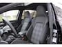Volkswagen Golf 8.5 1.5 eHybrid GTE 272 Pk | Panorama dak | Stoel/Stuur verwarming | 360* Camera | Schuif/Kantel dak | Adaptive cruise controler | Keyless start | Apple CarPlay/Android Auto | Draadloze telefoonlader | IQ.Lights | Climate controle | Parkeersensoren V+A | Navigatie |