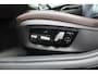 BMW 5-Serie Touring 530i High Executive M-sport | Incl. 12 maanden garantie | Panoramadak | Dodehoek detectie | Geheugenstoelen | Parkeercamera | Standkachel | Head-up display | Elektrisch uitklapbare trekhaak | Stoelverwarming | Draadloze telefoonlader | Luxe lederen bekleding |