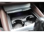 BMW 5-Serie Touring 530i High Executive M-sport | Incl. 12 maanden garantie | Panoramadak | Dodehoek detectie | Geheugenstoelen | Parkeercamera | Standkachel | Head-up display | Elektrisch uitklapbare trekhaak | Stoelverwarming | Draadloze telefoonlader | Luxe lederen bekleding |