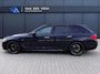 BMW 5-Serie Touring 530i High Executive M-sport | Incl. 12 maanden garantie | Panoramadak | Dodehoek detectie | Geheugenstoelen | Parkeercamera | Standkachel | Head-up display | Elektrisch uitklapbare trekhaak | Stoelverwarming | Draadloze telefoonlader | Luxe lederen bekleding |