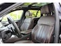 BMW 5-Serie Touring 530i High Executive M-sport | Incl. 12 maanden garantie | Panoramadak | Dodehoek detectie | Geheugenstoelen | Parkeercamera | Standkachel | Head-up display | Elektrisch uitklapbare trekhaak | Stoelverwarming | Draadloze telefoonlader | Luxe lederen bekleding |