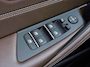 BMW 5-Serie Touring 530i High Executive M-sport | Incl. 12 maanden garantie | Panoramadak | Dodehoek detectie | Geheugenstoelen | Parkeercamera | Standkachel | Head-up display | Elektrisch uitklapbare trekhaak | Stoelverwarming | Draadloze telefoonlader | Luxe lederen bekleding |