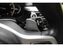 BMW 5-Serie Touring 530i High Executive M-sport | Incl. 12 maanden garantie | Panoramadak | Dodehoek detectie | Geheugenstoelen | Parkeercamera | Standkachel | Head-up display | Elektrisch uitklapbare trekhaak | Stoelverwarming | Draadloze telefoonlader | Luxe lederen bekleding |
